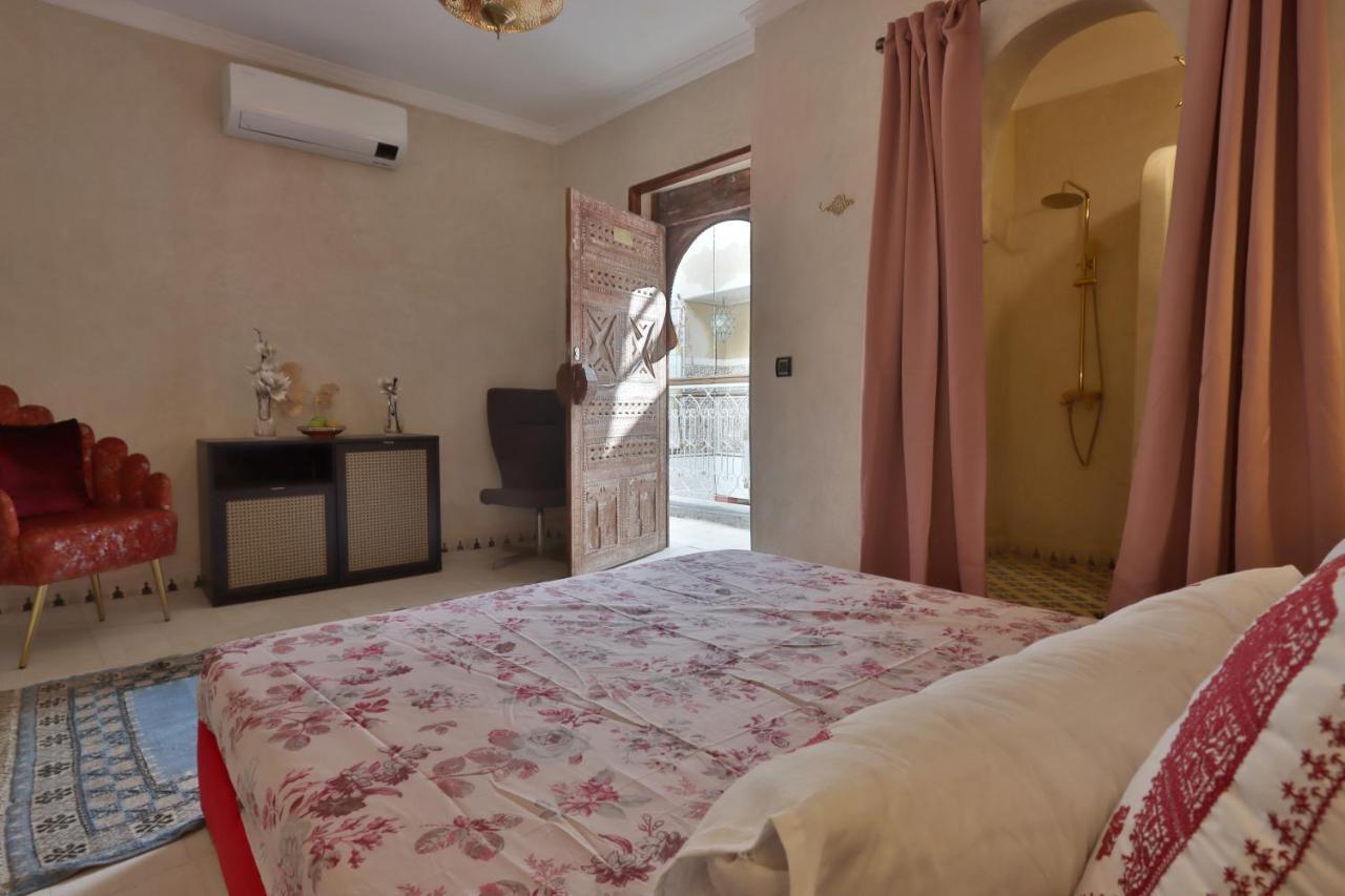 Riad La Fayette Bed & Breakfast Marrakesh Exterior photo