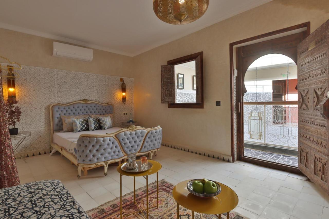 Riad La Fayette Bed & Breakfast Marrakesh Exterior photo