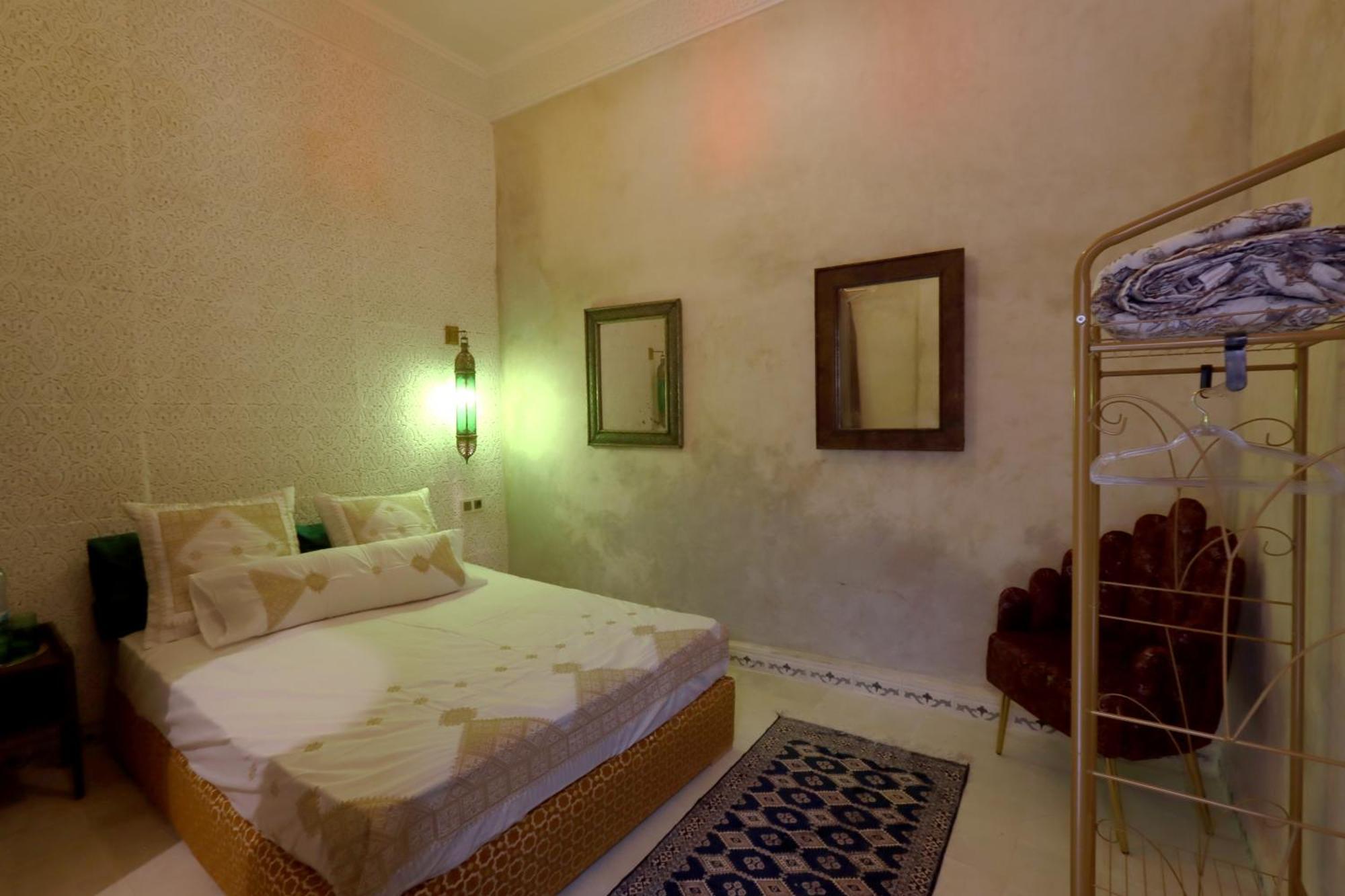 Riad La Fayette Bed & Breakfast Marrakesh Exterior photo